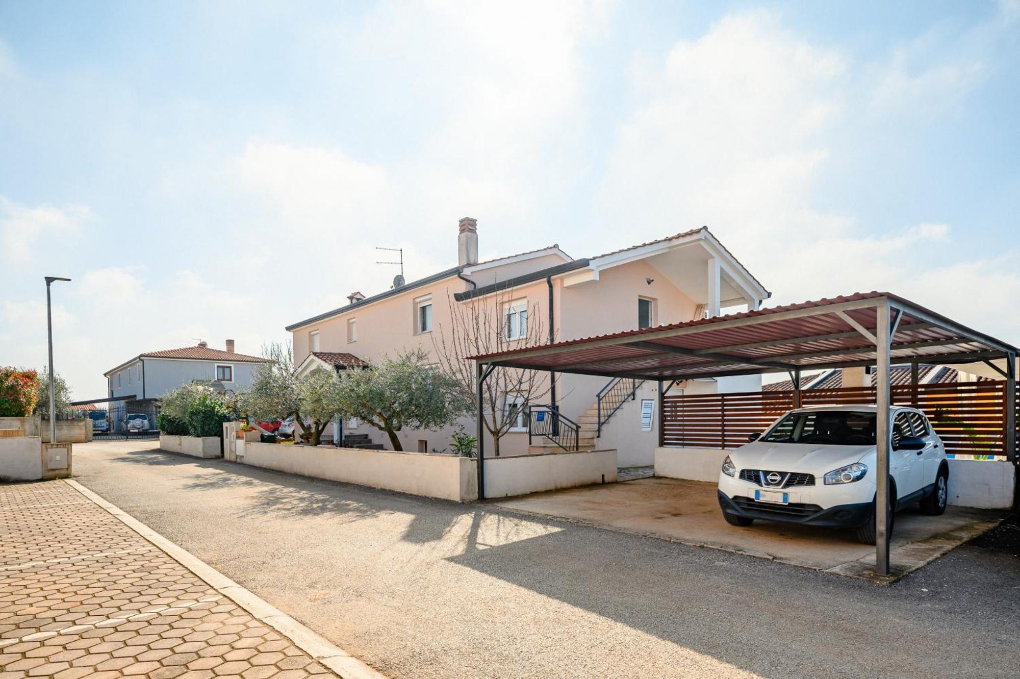 Charming Apartments Rose 1&2 With Pool Poreč Exteriér fotografie